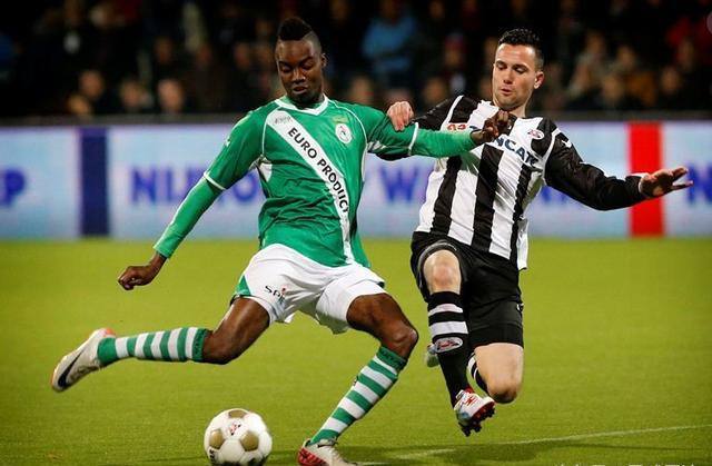 牌榜领先位 牌榜领先位